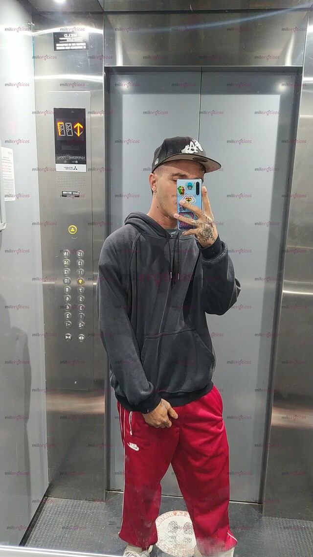 FOTOS DE MEN VERSÁTIL DE ENVIGADO, PINTA, ASEADO Y COMPLACIENTE