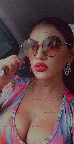 FOTOS DE SOY JUSTO LO QUE BUSCABAS TODA UNA MUJERCITA CON SORPRESA ENTRE SUS PIERNAS