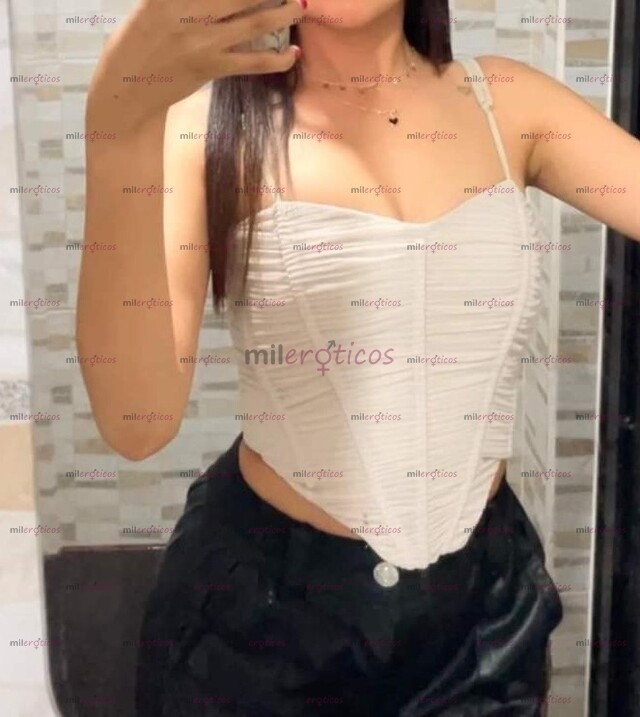 FOTOS DE XIMENA LA CHICA NUEVA Y APRETADITA DE AQUÍ Y LA QUE LE ENCANTA HACER ORAL