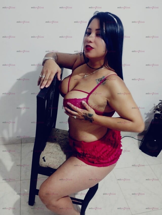 FOTOS DE SOMOS DOS CHICAS UNA DE 30 Y UNA DE 40 ELIGE LA QUE TU DESEES
