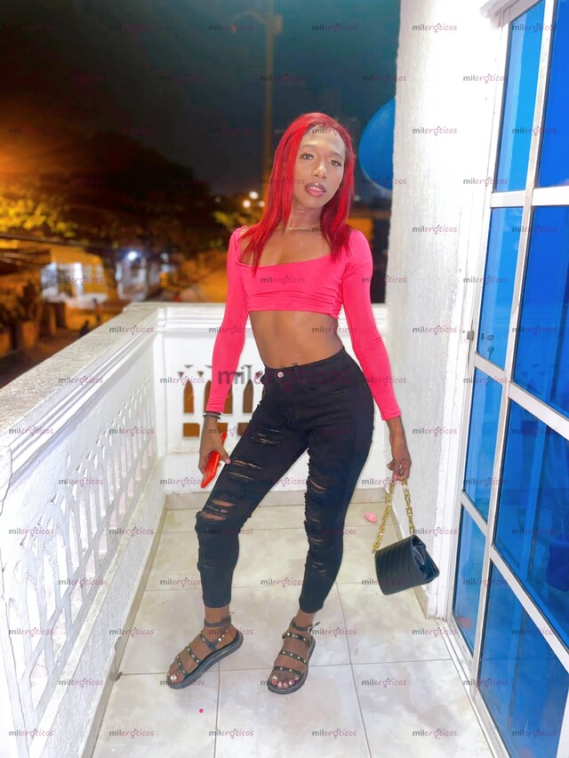 FOTOS DE MORENA PELIRROJA, CANDENTE, LATINA, NATURAL