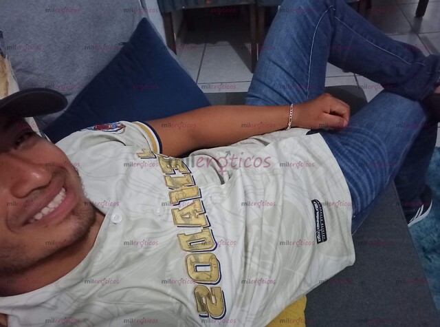 FOTOS DE JOVEN NUEVO EN EL AMBIENTE, SOLO MUJERES, SUPER CALIENTE Y MORBOSO
