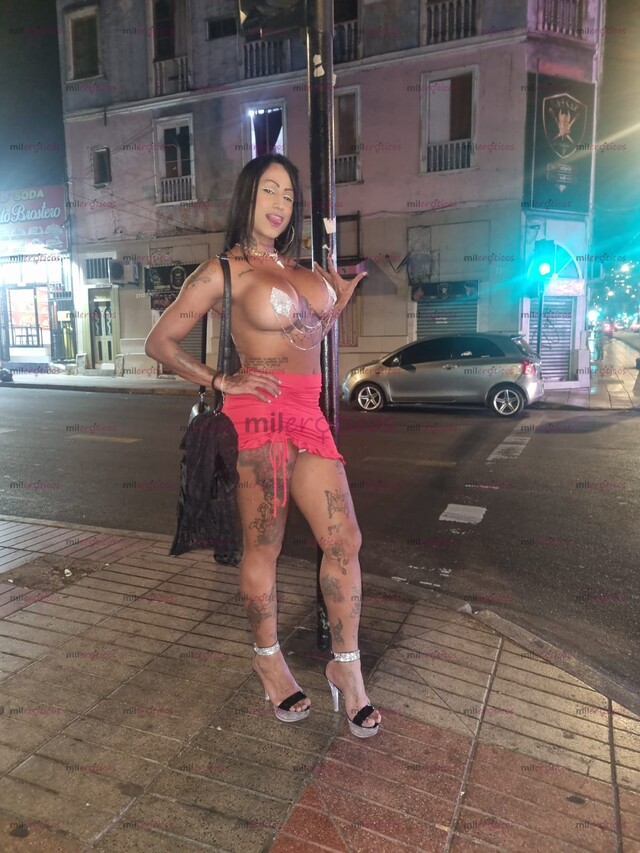 FOTOS DE UN MANJAR EXQUISITO MORENA LECHERA TRAGONA DESCOMPLICADA FEMENINA OPERADA