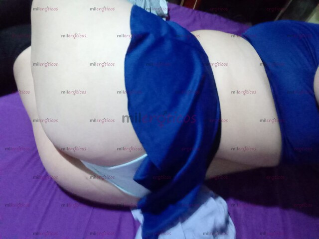 FOTOS DE ESTOY SUPER APRETADITA, NALGONA Y MUY CALIENTE