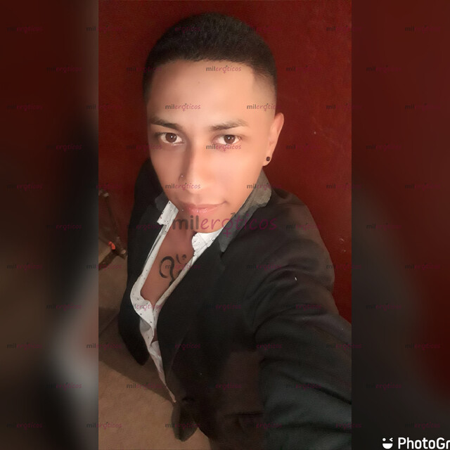 FOTOS DE JOVEN MORENO SÚPER CALIENTE PARA COMPLACERTE