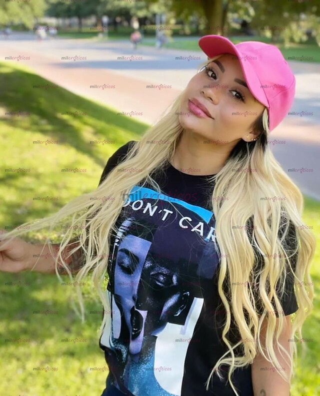 FOTOS DE COLOMBIANA POR PRIMERA VES EN TU LUGAR CACHONDA LISTA PARA HACERTE VIBRAR