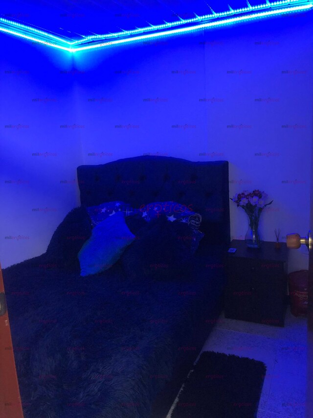 FOTOS DE ATENCIÓN! SE SOLICITAN CHICAS DE BUENA PRESENCIA PARA TRABAJAR EN RESERVADO