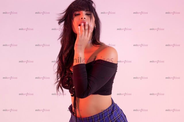 FOTOS DE RICA, ARDIENTE Y HERMOSA PELI NEGRA, DISPUESTA SACARTE TODO Y NO SUSPIRO