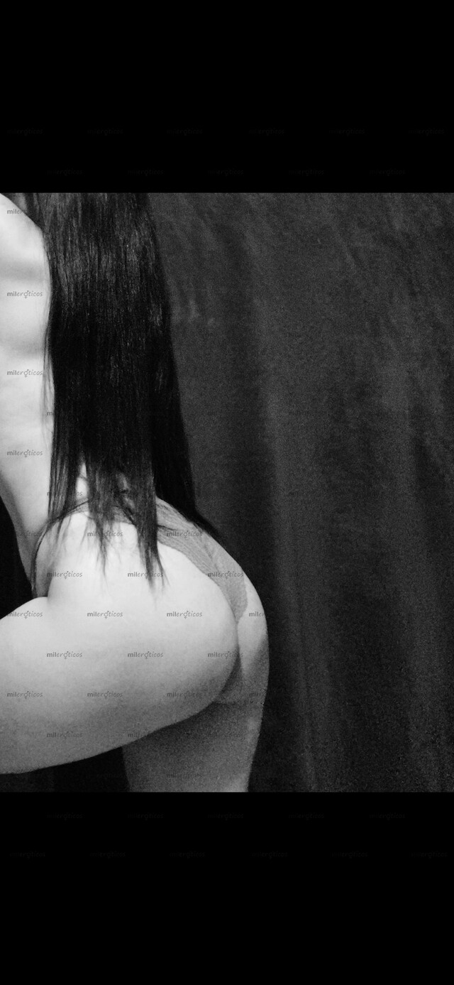 FOTOS DE BELLA DAMA PELINEGRA...CACHONDA, CALIENTE Y DIVERTIDA