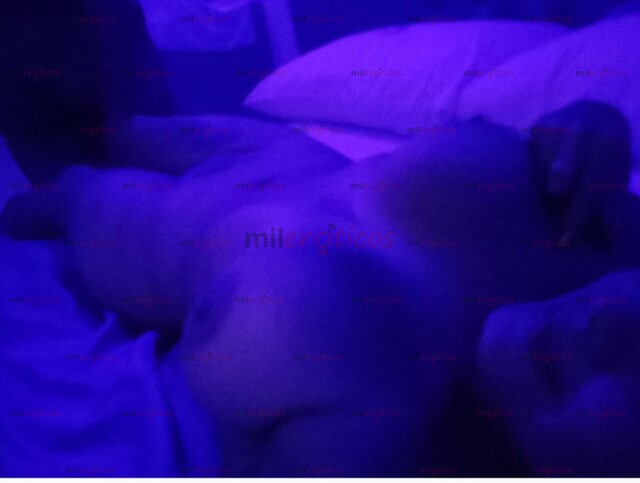 FOTOS DE RUBIA TETONA Y CULONA EN ESPERA DE TI PARA COMPLACER TUS DESEOS MAS INTIMOS