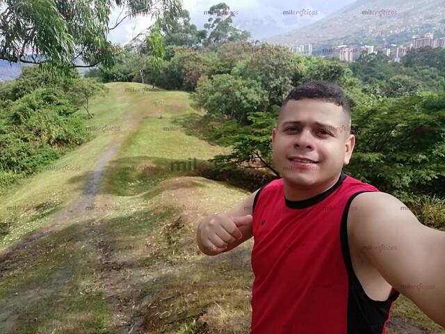 FOTOS DE NUEVO POR ACÁ CON GANAS DE APRENDER Y CONOCER PERSONAS BIEN