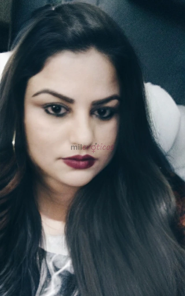 Ola meninos lindos meu nome e deborah tenho 38 anos uma acompanhante e massagista loira plus size que atende em curitiba sou uma gata estilo mulherao...