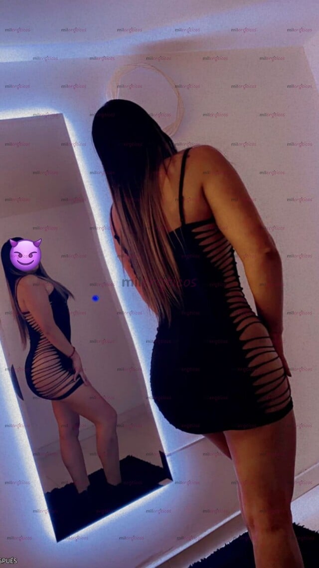 FOTOS DE HERMOSA COLOMBIANA CON GANAS DE BUEN SEXO DELI SQUIKS