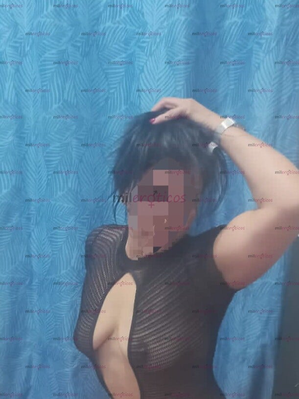 FOTOS DE SOY LA MORENITA CACHONDA Q ESTAS BUSCANDO!!.. REBEKA !! SUPER SENSUAL Y COMPLACI
