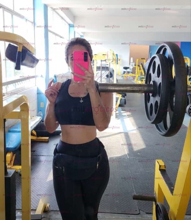 FOTOS DE SOY UNA GÜERITA MUY COMPLACIENTE, CARIÑOSA Y SENSUAL.