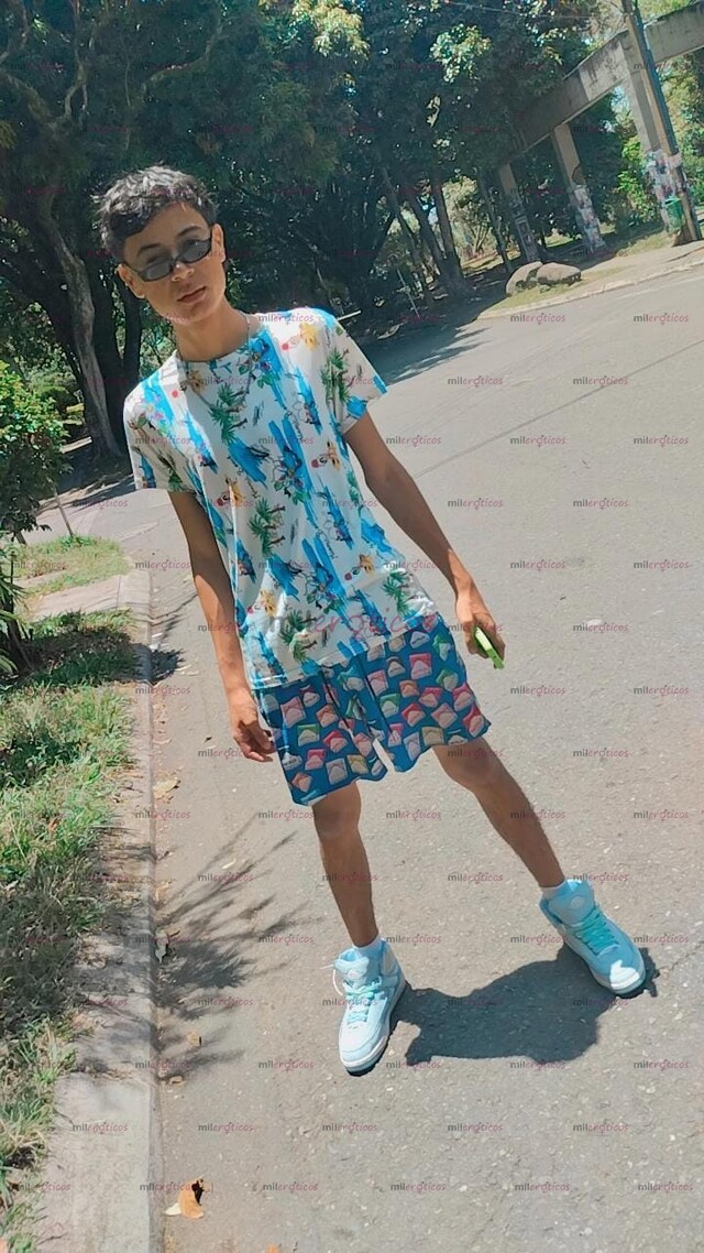 FOTOS DE POLLO HETERO LECHERO 100% DISCRETO CON SITIO