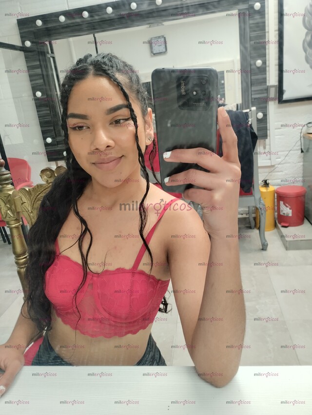 FOTOS DE VAMOS A PASARLA VENEZOLANA, FLAQUITA Y MORENITA, PARA COMPLACER TUS MEJORES C