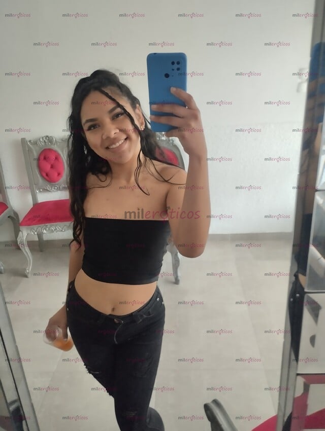 FOTOS DE VAMOS A PASARLA VENEZOLANA, FLAQUITA Y MORENITA, PARA COMPLACER TUS MEJORES C