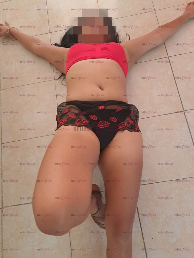 FOTOS DE PAOLA ... ZORRISIMA CON LA PANOCHA RASURADA ... 500 CON ORAL NATURAL.