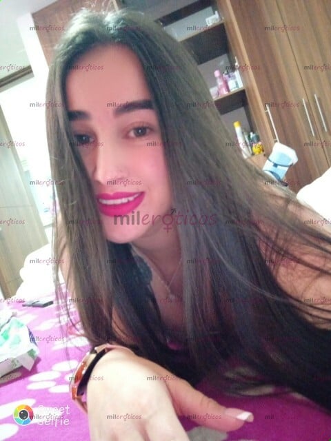 FOTOS DE CONTACTAME ME IDENTIFICO POR SER UNA MUJER CON MUCHO CARISMA, EDUCADA , CULTA