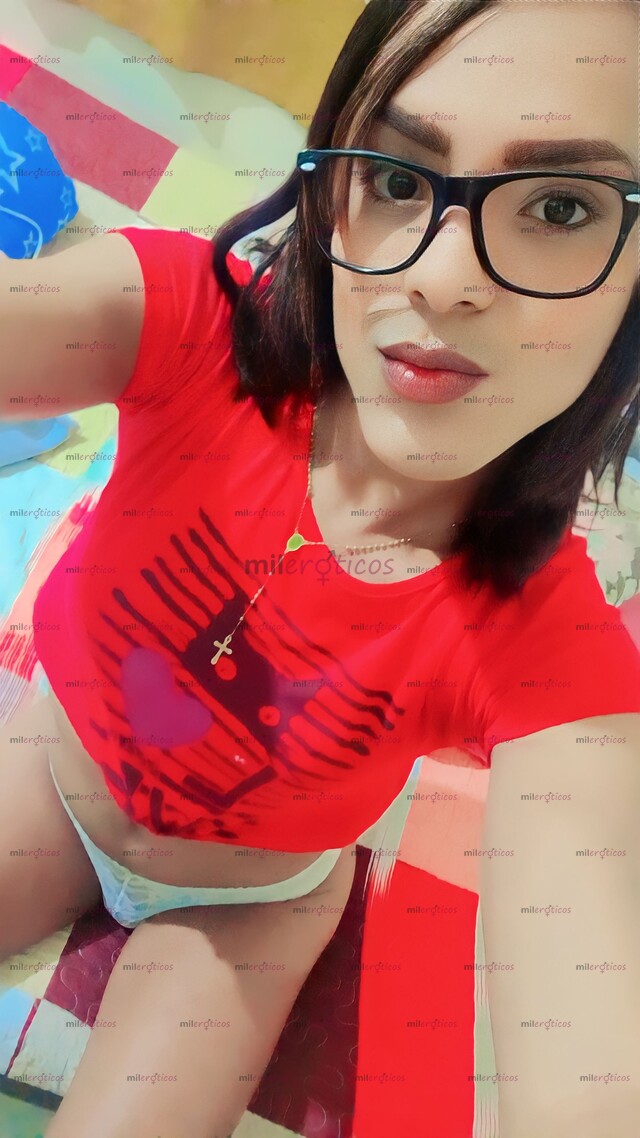 FOTOS DE KARLA, BELLA Y SENSUAL CHICA ARDIENTE Y COMPLACIENTE