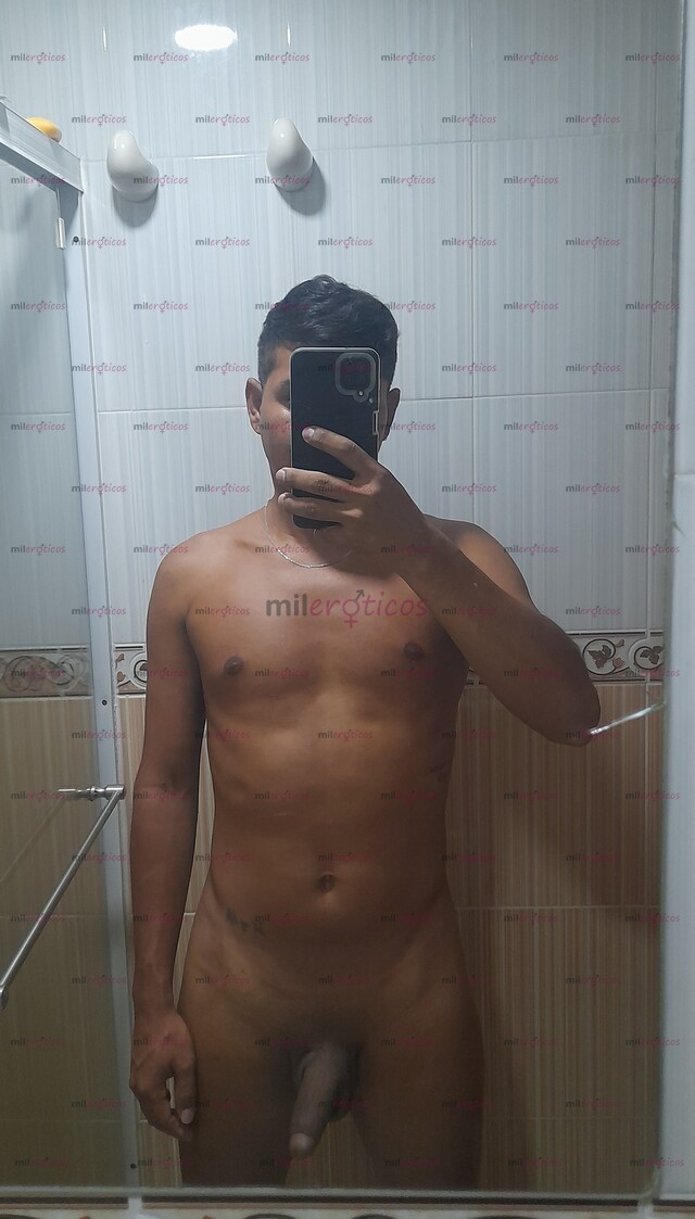 FOTOS DE POCOS DÍAS DISPONIBLE JOVEN MORENO VERSÁTIL Y COMPLACIENTE PARA HOMBRES SERIOS