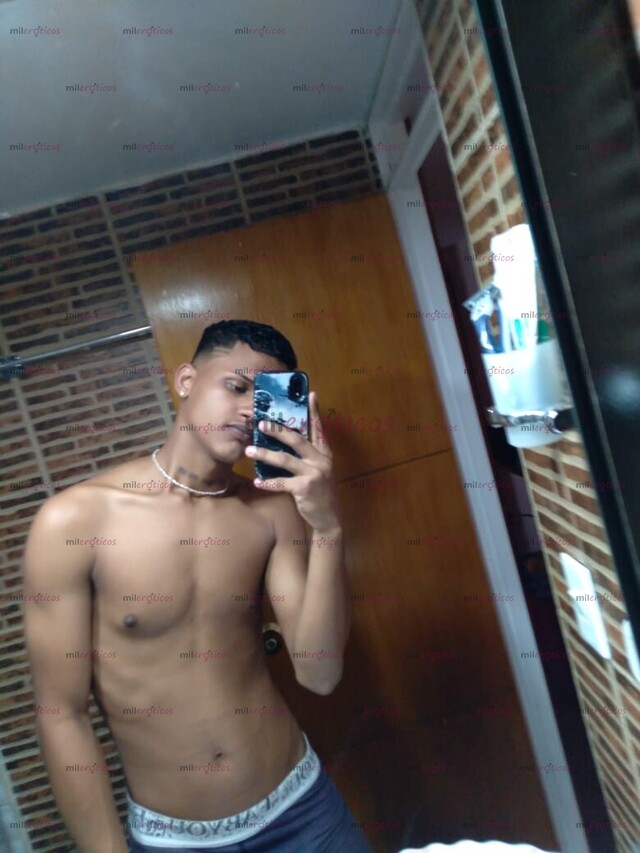 FOTOS DE MORENO VERGON MACHO DOMINANTE DISPONIBLE CON SITIO