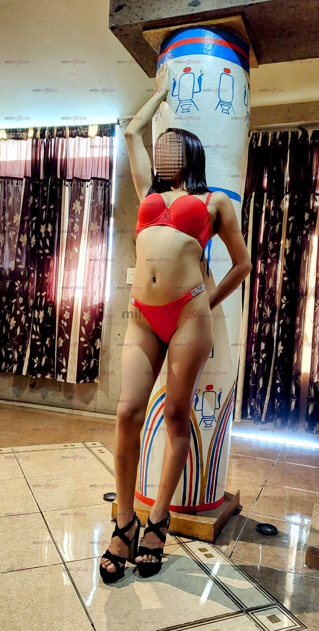 FOTOS DE MARLENE ANTERIORMENTE ESTRELLA , CHICA PETIT MUY CACHONDA........