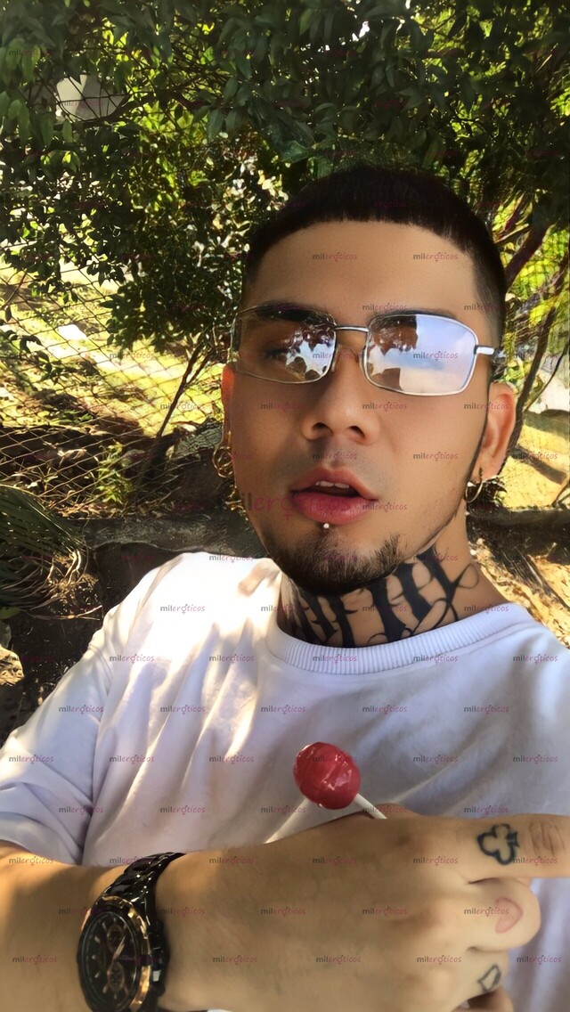 FOTOS DE VERGON VENOSO CON BUENA CARGA DE LECHE PARA GOLOSOS !!