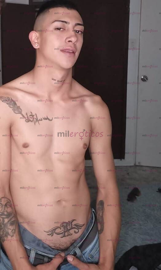 FOTOS DE POLLO VERGON CON GANAS DE DARTE A PROBAR..