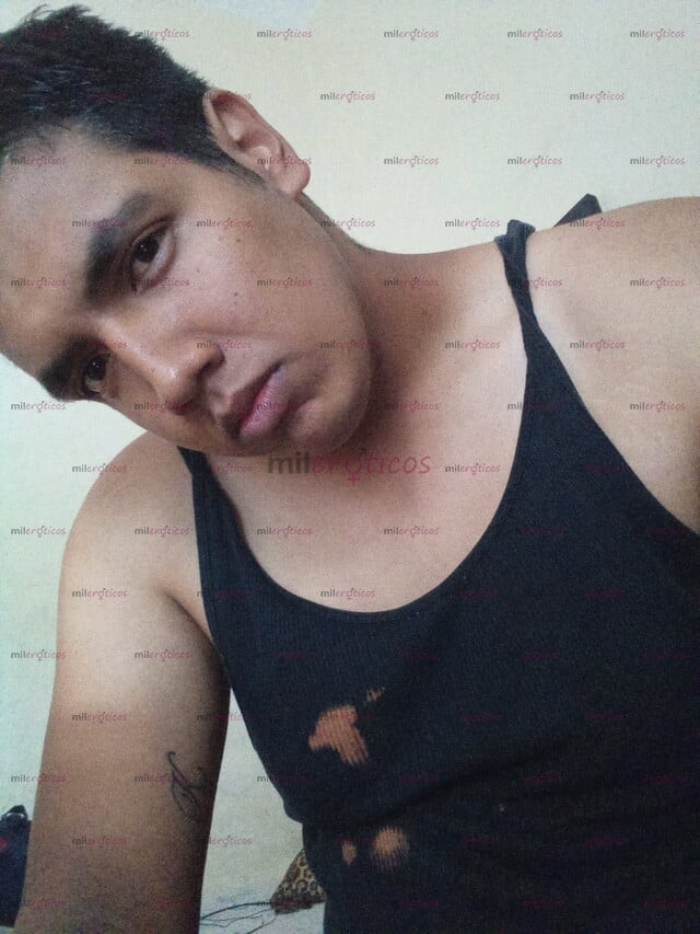 FOTOS DE HOLA MIS AMORES SOY UN CHICO DE 21 AÑOS QUE TE PUEDE HACER VER MÁS ESTRELLAS