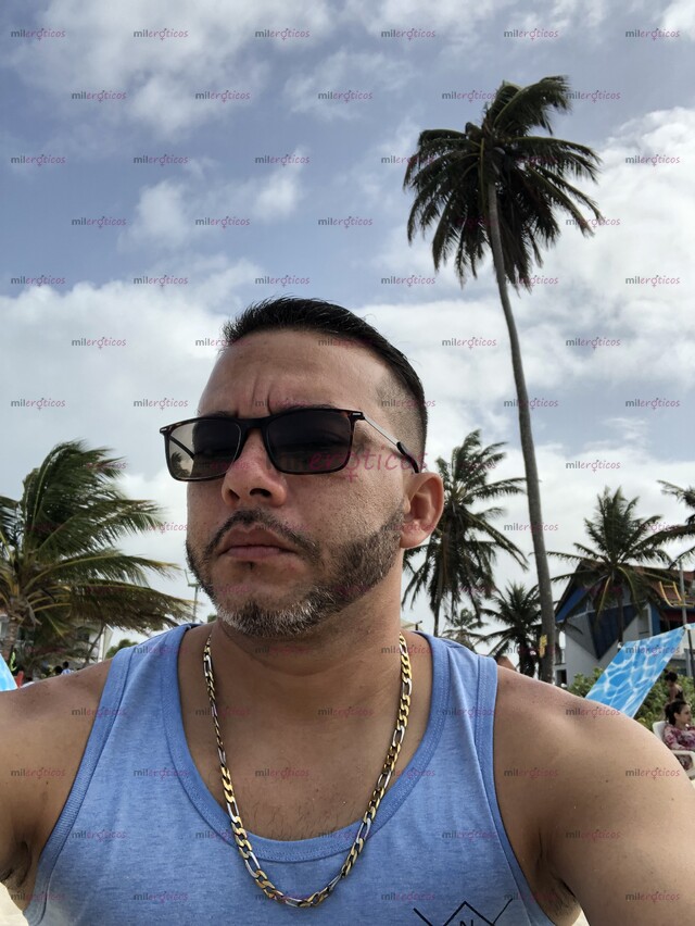 FOTOS DE HOMBRE DOTADO DISPONIBLE LISTO PARA HACERTE DISFRUTAR