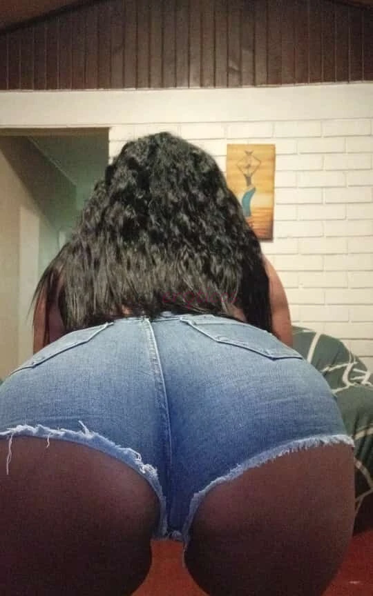 Hola amor soy la mujer que andabas buscando blanquita pechugona rico culito redondito todo un manjar a disfrutar ven que estoy esperando eni casa sin...