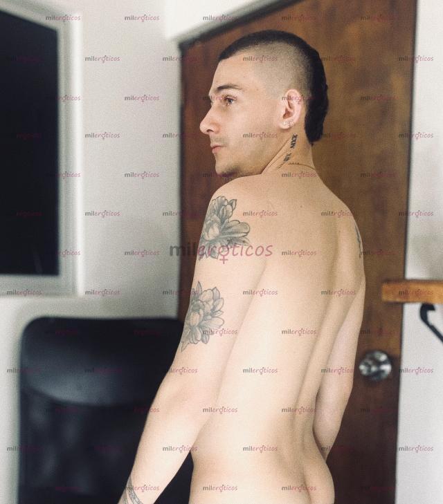 FOTOS DE JOVEN NUEVO EN MEDELLÍN 21 AÑOS CON GANAS DE SEXO SIN LÍMITES 100% REAL