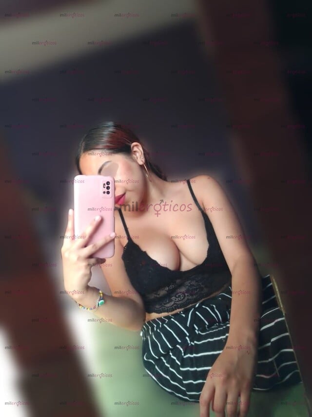 FOTOS DE YA NO SIGAS BUSCANDO YO LO TENGO TODO PARA HACER DE TU NOCHE LA MEJOR MI AMOR.