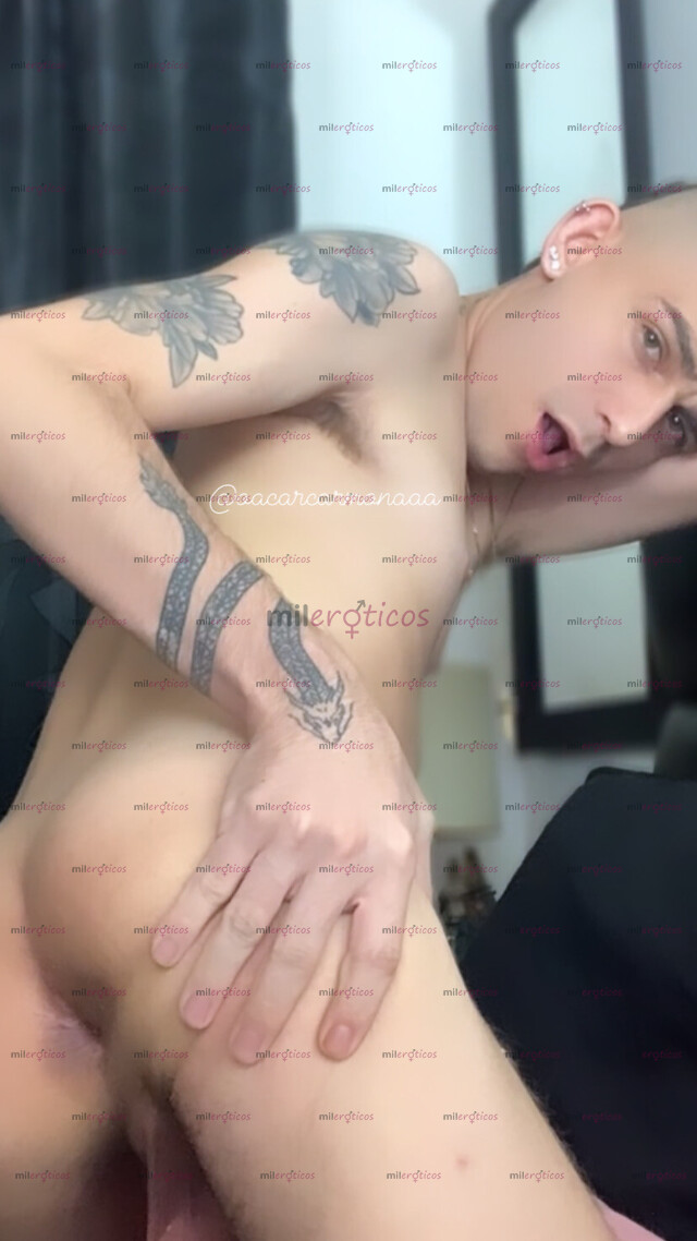 FOTOS DE OJOS VERDES, POLLO, DELGADO Y BIEN DOTADO CON APTO PRIVADO