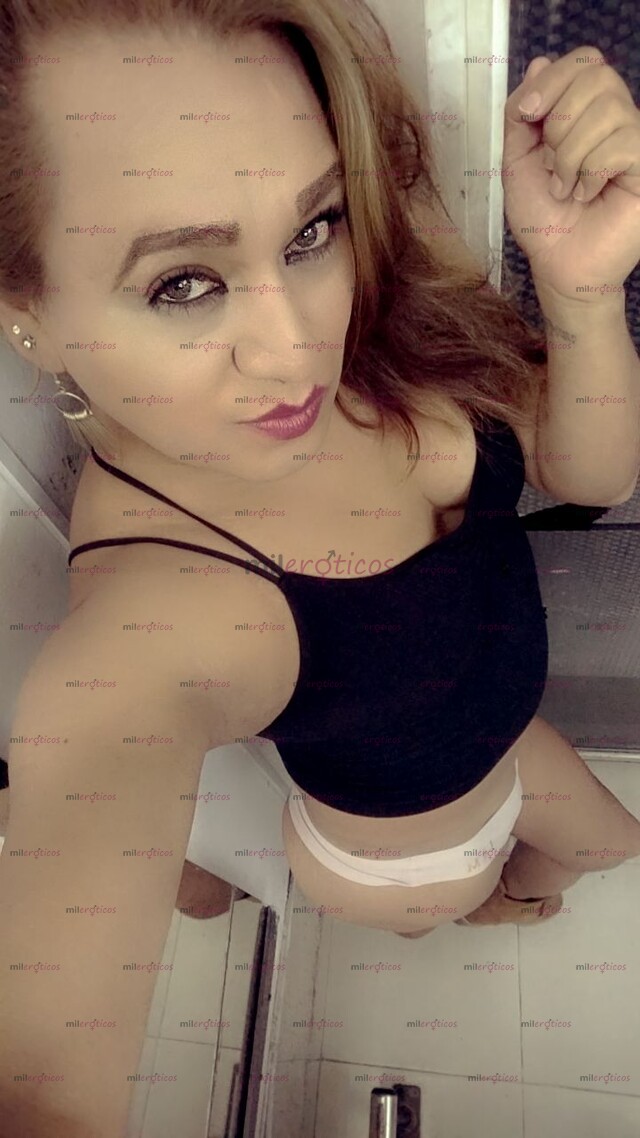 FOTOS DE ESTÉTICA HOT ,COMO YO ESTILISTA PUTONA Y ZORRA.