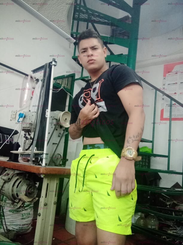 FOTOS DE CHICO ACTIVO ARRECHO GANOSO CON GANAS DE DAR BUENA VERGA. MEN TATUADO LECHERO