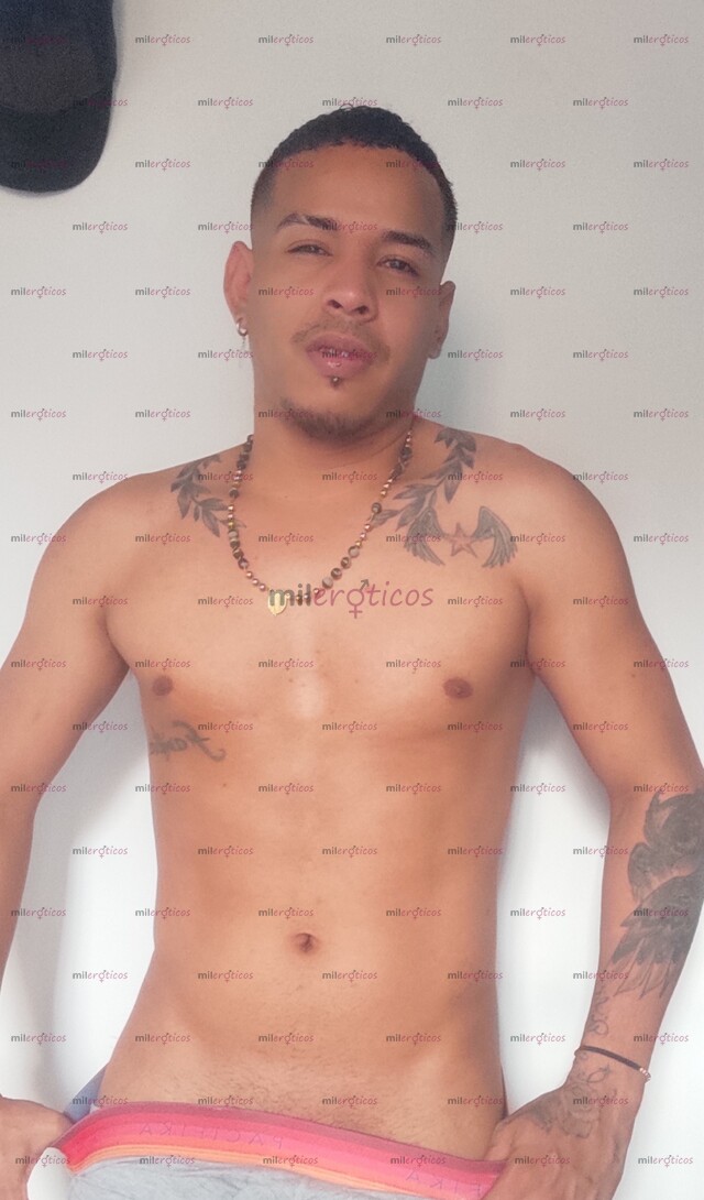 FOTOS DE DISPONIBLE SOLO COMUNICATE SOLO LA PASAMOS BIEN BACANO