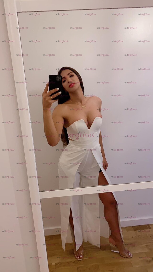 FOTOS DE SÚPER HERMOSA Y COMPLACIENTE LA MÁS COMPLETA Y SIN TABÚ