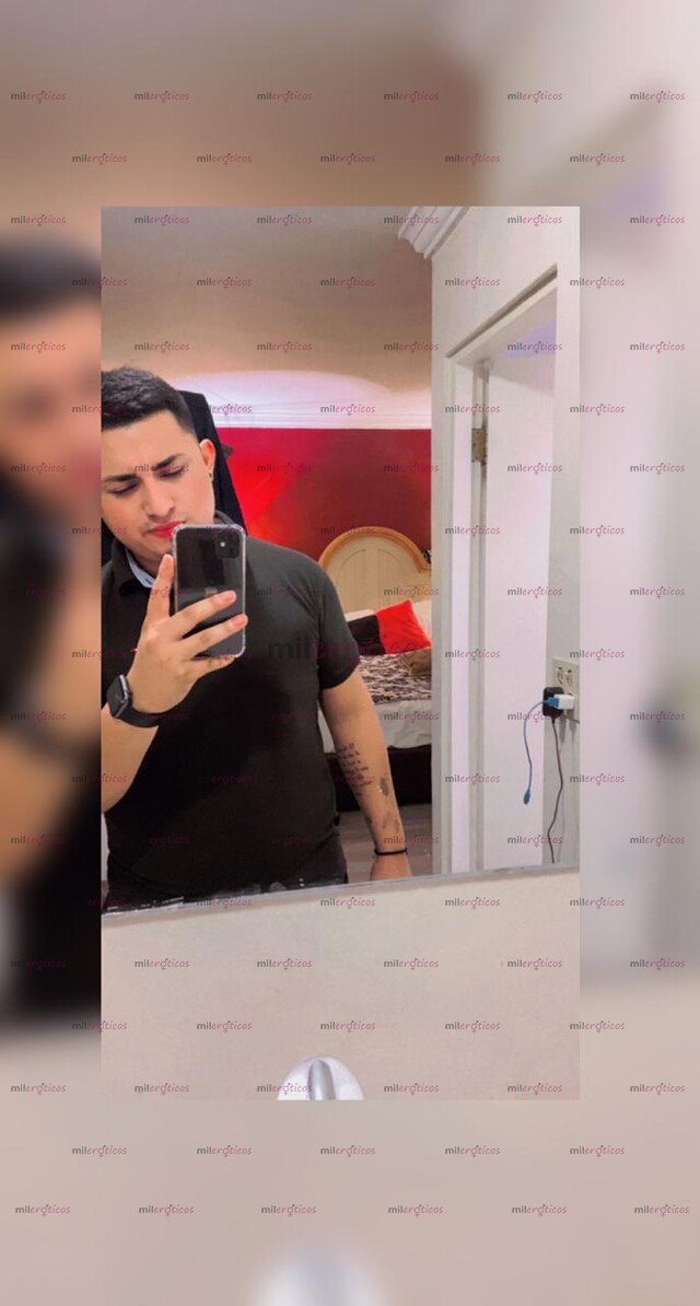 FOTOS DE EFRAIN JOVEN CALIENTE ATU DISPOSICIÓN LLAMAME ESTOY ATUS ORDENES
