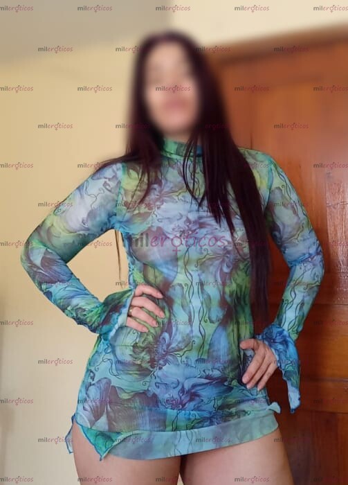FOTOS DE VIDEOLLAMADA MUJERON, ACUERPADA Y SEXY, TODO MUY RICO BB. .