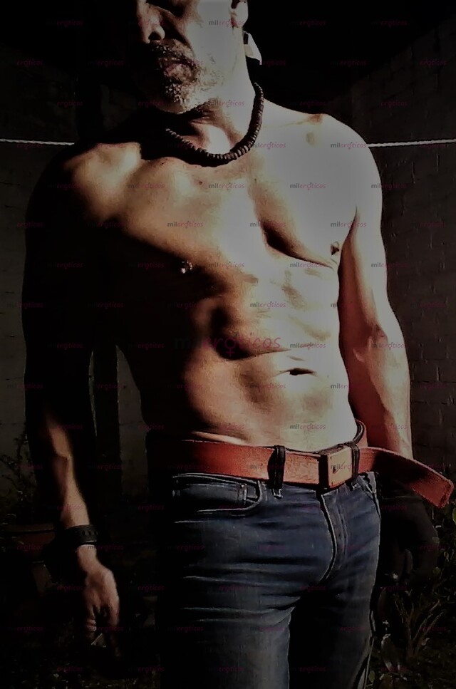 FOTOS DE MATURE MALE, FUN, BILINGUAL AND A THICK DICK !