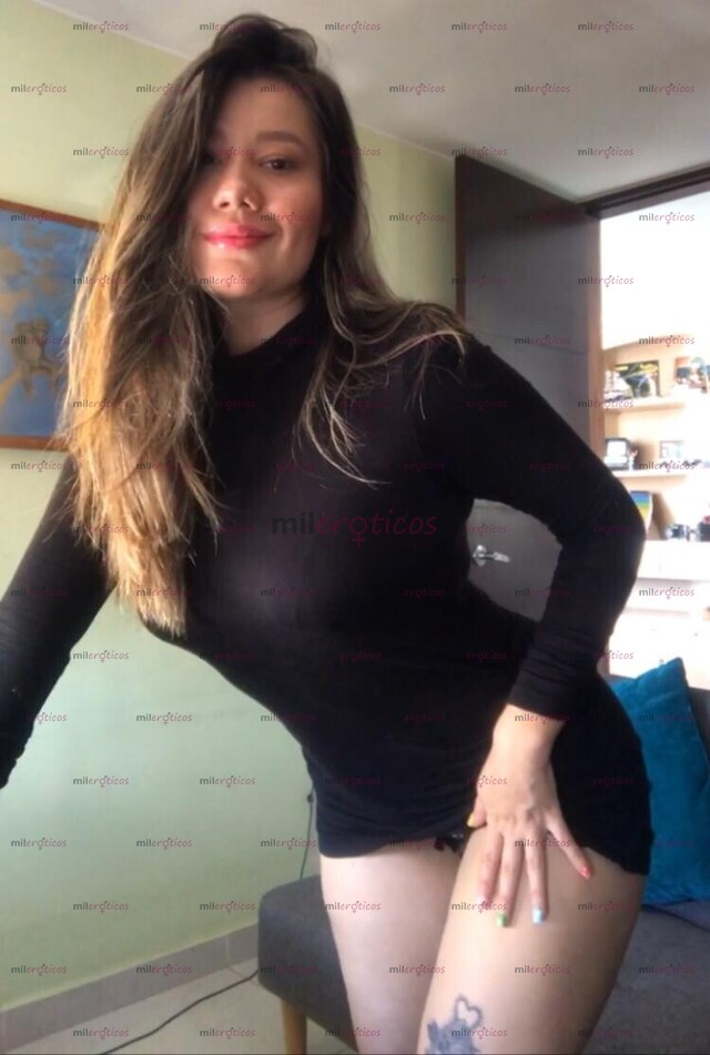 FOTOS DE VENEZOLANA CACHONDA CON GANAS DE CUMPLIR TODOS TUS FETICHES