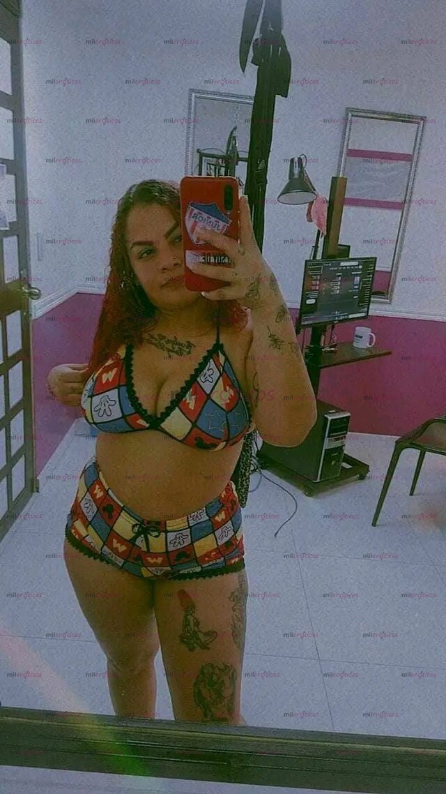 FOTOS DE RICA PELI ROJA BLANCA CON MUCHAS GANAS DE DE TOCARME TODA PARA TI