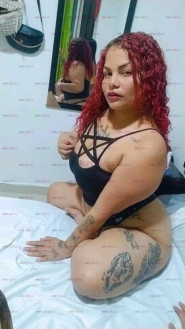FOTOS DE RICA PELI ROJA BLANCA CON MUCHAS GANAS DE DE TOCARME TODA PARA TI