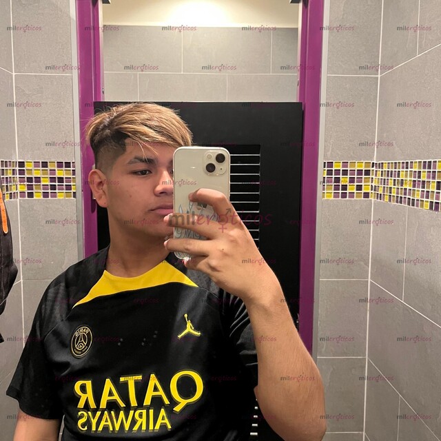 FOTOS DE JOVEN VERGON DE 22 AÑOS, OJO SOLO MUJERES!