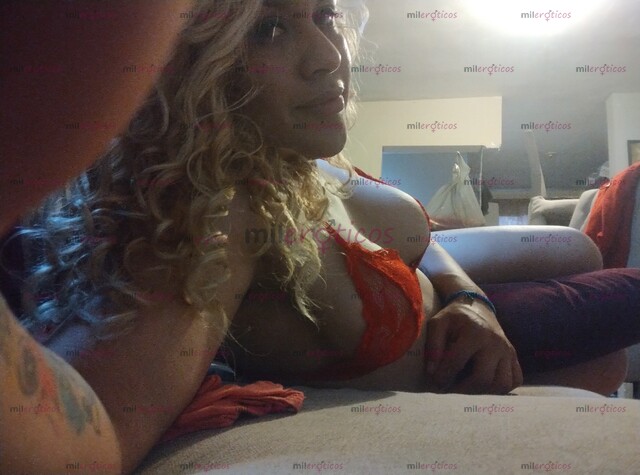 FOTOS DE RUBIA NATURAL Y CACHONDA PIEL SUAVE Y COMPLETAMENTE FEMENINA