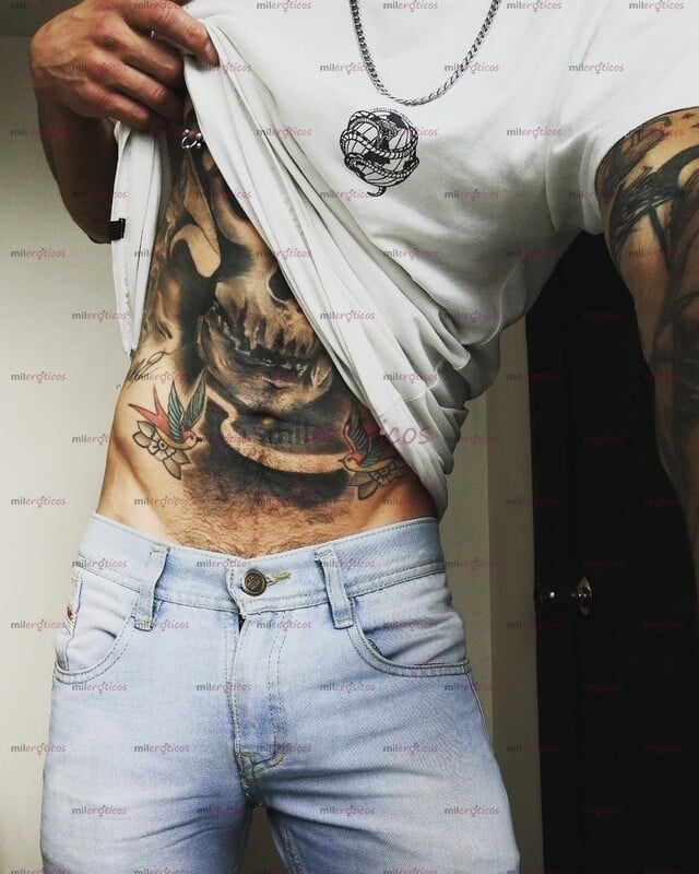 FOTOS DE DIEGO. JOVEN ATLÉTICO Y CALIENTE QUE CUMPLIRÁ TODAS TUS FANTASÍAS