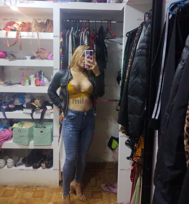 FOTOS DE RUBIA NATURAL Y CACHONDA PIEL SUAVE Y COMPLETAMENTE FEMENINA